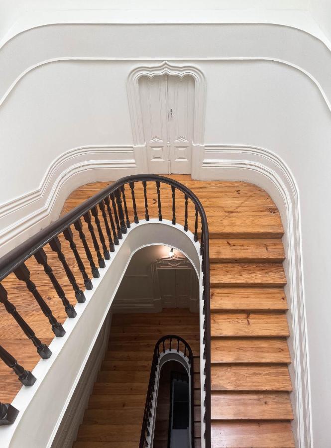 Modern Charming Loft With Balcony In Central Porto Buitenkant foto