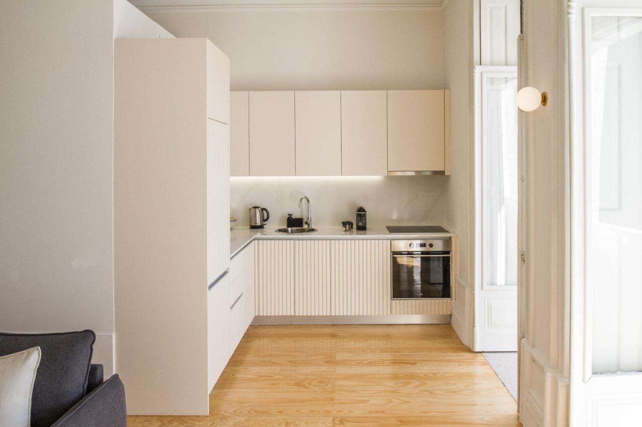 Modern Charming Loft With Balcony In Central Porto Buitenkant foto